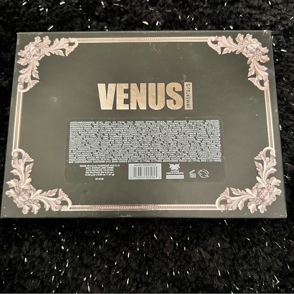 Venus immortals palette eyeshadow and face - Picture 6 of 6
